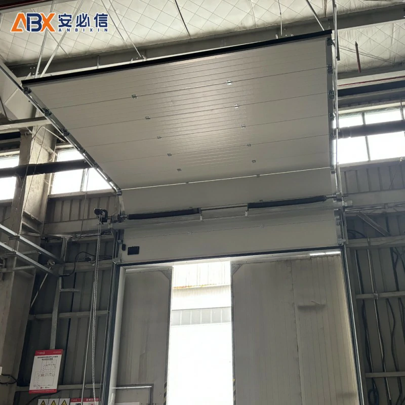 阿拉尔铝合金滑升门
